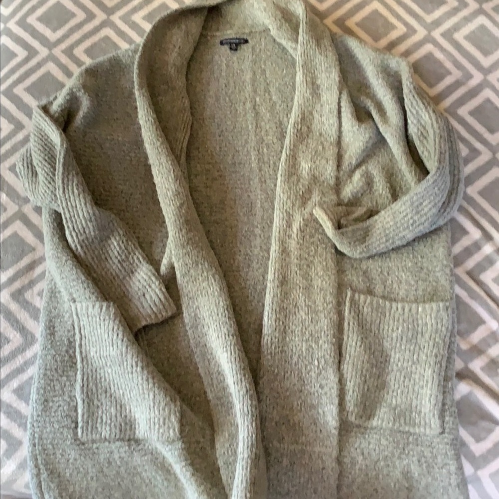American Eagle cardigan